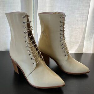 Brand New Jill Stuart Selina Lace-up Ankle Boots In Cream